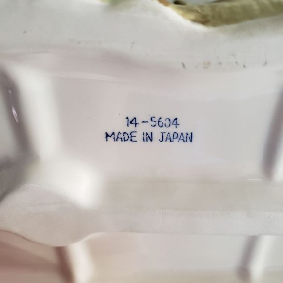 Capodimonte-Style Princess in a Horse Drawn Carriage Porcelain Made in Japan - Picture 5 of 14